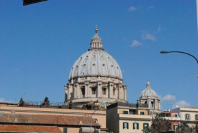 Гостиница Di Fronte alla Cupola  Рим